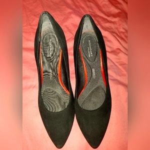 Rockport Total Motion Black Suede Leather pumps heels 9